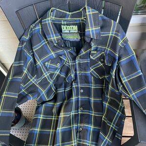 Dixon infectious, grooves plaid long sleeve size XL excellent used condition